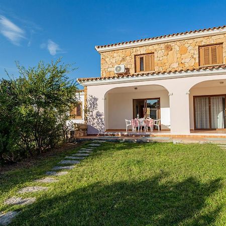 Appartamento Trilocale Vicino Al Centro Di San Teodoro San Teodoro  Exterior foto